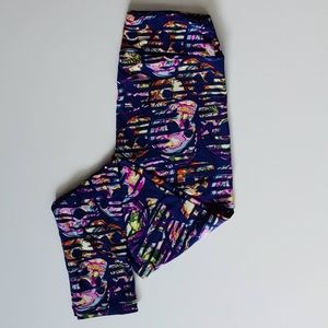 LuLaRoe OS Vintage Halloween Skull Leggings (NWT)